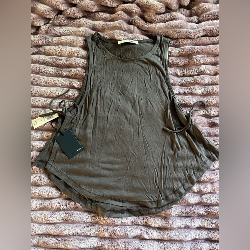 Aritzia Wilfred Free Amalie Crop Top XXS